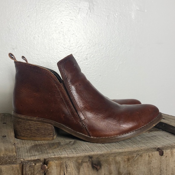 Matisse Shoes - Anthropologie Matisse Leather Ankle Boot Booties Sz 8